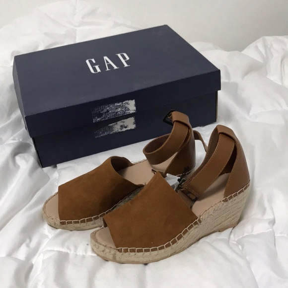 SOLD - Picture 2 of 4